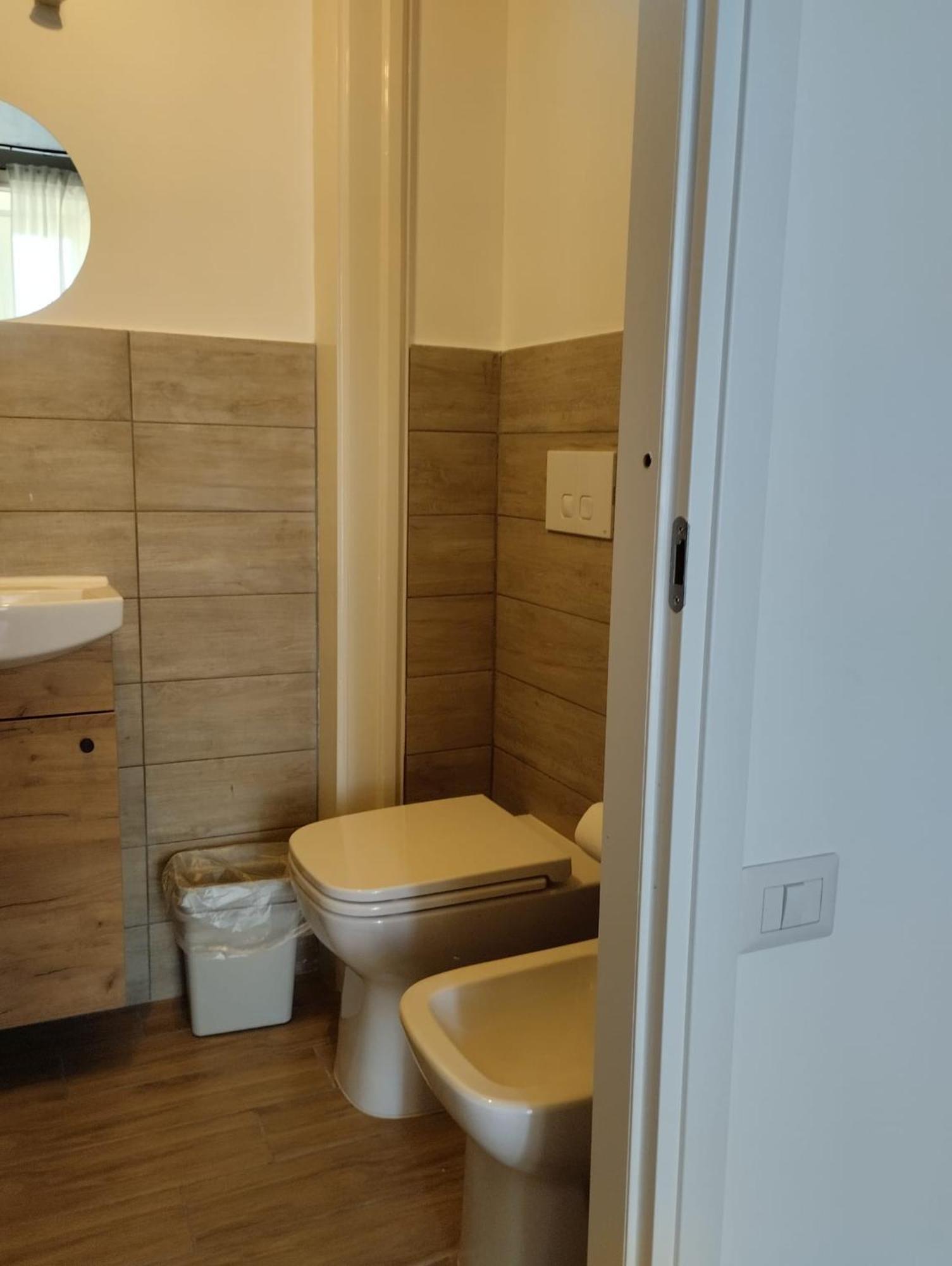 Residence E Appartamenti Cavallerizza 나폴리 외부 사진