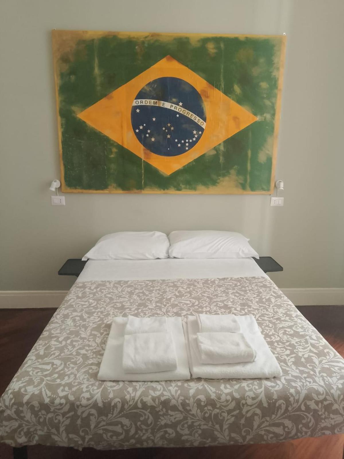 Residence E Appartamenti Cavallerizza 나폴리 외부 사진
