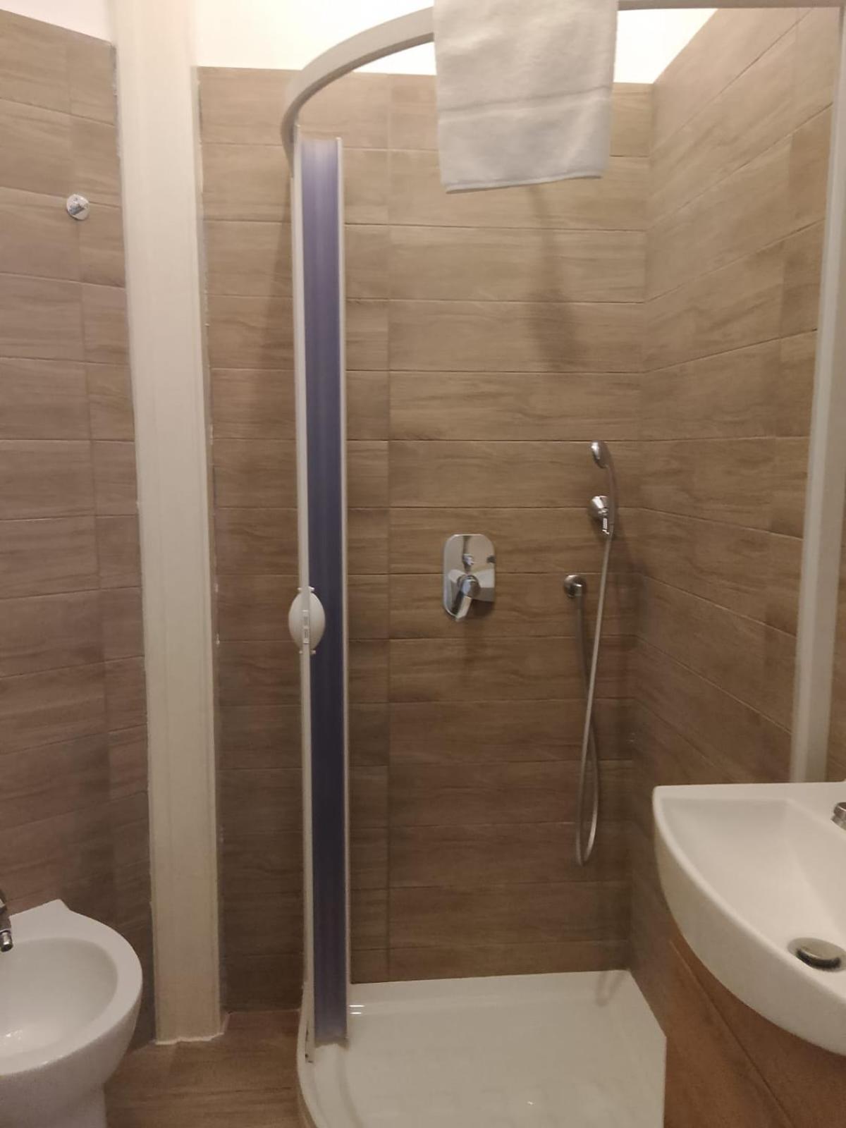 Residence E Appartamenti Cavallerizza 나폴리 외부 사진